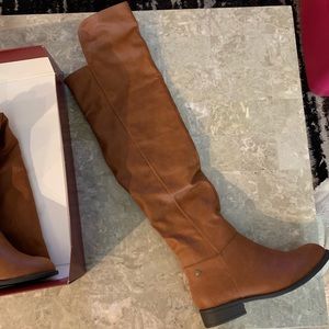 NWT Size 7 over the knee boots. NEVER WORN!